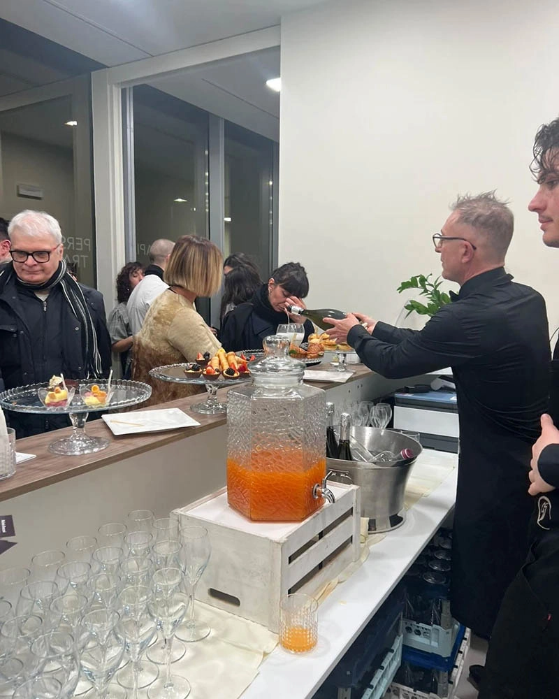 Inaugurazione Younion 2026 evento con buffet